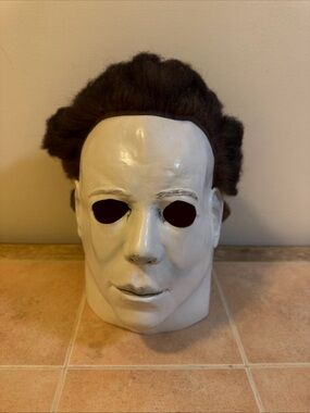 Michael Myers Mask 2018 Compass International (1978 Halloween Replica)